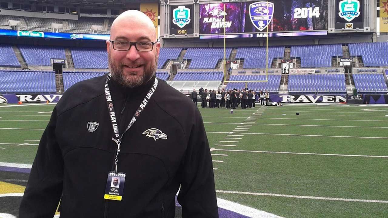 hewlkodtwr9hamzo0z7l Bob Popik, 59, has been the Ravens’ DJ for the past 15 years and was with the Orioles for 25.