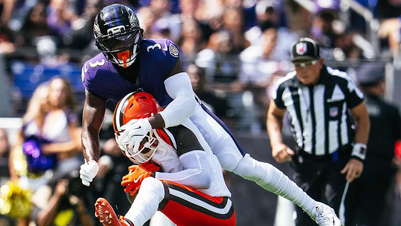 Veteran cornerback Chidobe Awuzie is a chess aficionado who’s an important piece in the Ravens’ defense.